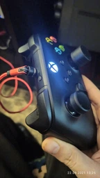 Microsoft Xbox Series X | S Wireless Controller with Bluetooth (Carbon Black) фото від покупців 1