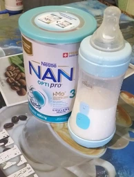 Суха молочна суміш Nestle NAN 3 Optipro з олігосахаридом 2'FL для дітей від 12 місяців 400 г (7613032476175) фото від покупців 16