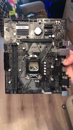 Процесор Intel Core i3-2100 3.1GHz/5GT/s/3MB (CM8062301061600) s1155 Tray