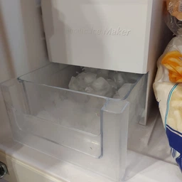 Холодильник HITACHI R-W720FPUC1XGBK фото от покупателей 2