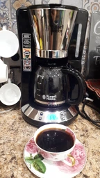 Капельная кофеварка Russell Hobbs Colours Plus+ (24031-56) фото от покупателей 1
