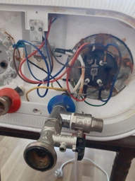 Водонагрівач (бойлер) Banzai DT50V20F(KD) фото от покупателей 7