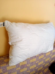 Антиаллергенная подушка MirSon EcoSilk №1701 Eco Light 50х70 средняя White (2200003966442) фото от покупателей 10