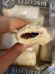 Печенье сдобное песочное Biscotti Кифлики 450 г (4820180812912) фото от покупателей 3