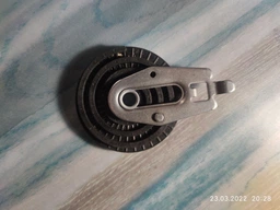Цепная пила Bosch UniversalChain 35, 1.8 Квт, 35 см рабочая длина, цепь, кожух (06008B8303) фото от покупателей 7
