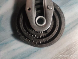Цепная пила Bosch UniversalChain 35, 1.8 Квт, 35 см рабочая длина, цепь, кожух (06008B8303) фото от покупателей 5