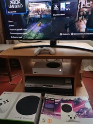 Microsoft Xbox Series S 512Gb + Xbox Game Pass Ultimate (12 месяцев) фото от покупателей 3