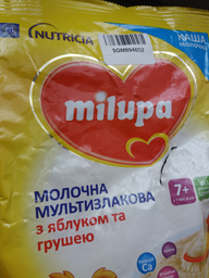 Молочна каша Milupa Мультизлакова з яблуком і грушею 210 г