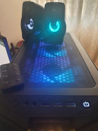 Корпус Cougar Gemini S Silver, Mini ITX / Micro ATX / ATX, 2*3.5'+3*2.5', підсвітка Trelux RGB, Glass Wings боковая панель фото от покупателей 3