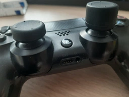 Силиконовые накладки на аналоговые стики Game Teh X для джойстика PS4 черный 8 шт фото от покупателей 10