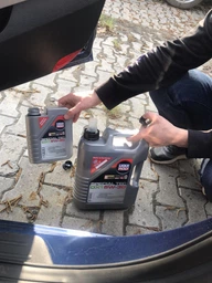Синтетичне моторне масло Liqui Moly Special Tec DX1 5W-30 4л (20968) фото від покупців 1