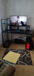 Практичный компьютерный стол Home Fest Loran Черный