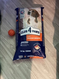 Cухой корм CLUB 4 PAWS PREMIUM Клуб 4 лапы для взрослых собак средней породы, 14 кг фото от покупателей 13