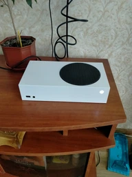 Microsoft Xbox Series S 512Gb + Xbox Game Pass Ultimate (12 месяцев) фото от покупателей 2