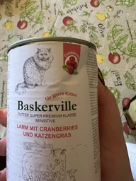 Консерви для котів Baskerville KF Holistic Kalb und Lachs Телятина та лосось 400г фото від покупців 3