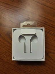 Наушники Apple iPhone EarPods with Mic 3.5 мм (MNHF2ZM/A) фото от покупателей 6