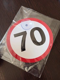 Знак на авто "70" на присосці зйомний