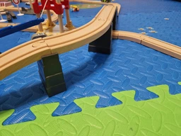 Набір дерев’яних рейок PlayTive 28 шт для залізниці | Сумісний з Ikea, Brio,Edwone, IKEA, Brio, Viga Toys фото от покупателей 1