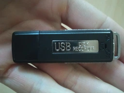 Диктофон міні цифровий звукозаписувач рекордер з тривалим записом інтелектуальний цифровий флеш-накопичувач автономна робота портативний USB 8GB фото від покупців 15