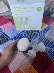 Молоковідсмоктувач електричний потужний портативний тихий подвійний USB DKWAY ABP білий фото від покупців 5