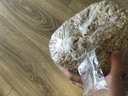 Наполнитель универсальный для грызунов, птиц и рептилий Topsi Кукурузный впитывающий 8 л (4823089900216) фото от покупателей 7