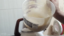 Контейнер мерный для миксера с ручкой Plast team 2 л Прозрачный с белой крышкой (TEA-1360.1) фото от покупателей 5