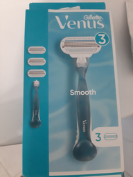 Станок для гоління жіночий (Бритва) Venus Smooth з 3 змінними картриджами (7702018469826) фото від покупців 3