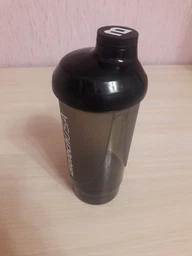 Шейкер BioTechUSA Wave+ Compact shaker 500ml /+150ml container/ Panther Black фото від покупців 11
