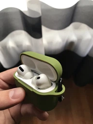 Чехол Armorstandart Silicone Case для Apple Airpods Pro White (ARM56087) фото от покупателей 12