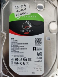 Жесткий диск 3.5" Seagate IronWolf Pro 18TB SATA 256MB (ST18000NE000) [105236] фото от покупателей 14