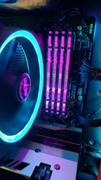 Оперативная память HyperX DDR4-3200 16384MB PC4-25600 (Kit of 2x8192) Predator RGB (HX432C16PB3AK2/16) фото от покупателей 13