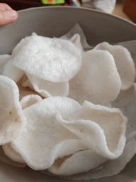 Рисовые чипсы Sa Giang со вкусом краба 200г