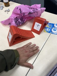 Упор Poputchik под колесо внедорожника (16-009) фото от покупателей 4