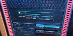 Бекплейн Chieftec 1x5.25« - 4x2.5" HDDs Hot-Swap Metal (CMR-425)