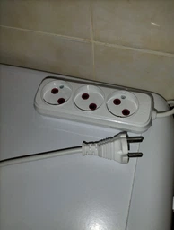 Подовжувач електричний Horoz Electric 3-Gang Socket 3 гн. 10А 7м (200-307-303)