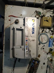 Автомобільний акумулятор Varta Silver Dynamic 63А (+/-) D39 (610EN) (563401061) фото від покупців 6