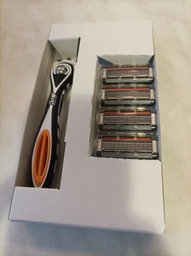 Станок для гоління чоловічий BIC Flex 5 Hibrid з 2 змінними картриджами (3086123644922) фото від покупців 17
