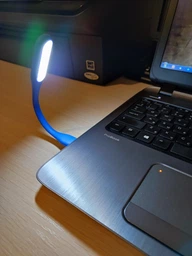 Портативна USB лампа підсвітка для ноутбука Led Plastic Light Blue фото от покупателей 1