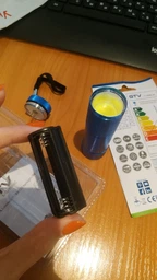 Світлодіодний LED ліхтарик ручний на батарейках 3хAAA 3 вата Sneha (997837) фото від покупців 5