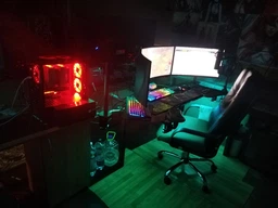 Светодиодная Новогодняя лента Kronos LED 7 Color 5050 RGB 5м + блок для Нового года и Рождества фото від покупців 1
