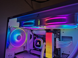 Набор вентиляторов для корпуса Cooler Master MasterFan MF120 Halo 3in1 White Edition (MFL-B2DW-183PA-R1) фото от покупателей 1