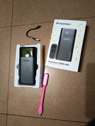 Універсальна мобільна батарея 30000 mAh Wozinsky WPB-001BK Black 4xUSB фото від покупців 4