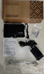 Точка доступа MikroTik LtAP mini LTE kit (RB912R-2nD-LTm&R11e-LTE) (N300, 1хFE, 2x miniSIM, GPS, 2G/3G/4G, всепогодный корпус)