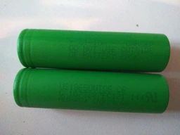 Акумулятор 18650 Li-Ion Murata Sony US18650VTC6 3000mAh 30A 4 2/3 6/2 0V Light Green фото від покупців 4