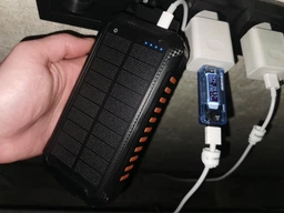 УМБ із сонячною панеллю VHG DN56 30000 mAh QC3.0+PD18W Portable Solar Charger Wireless, Black фото от покупателей 4