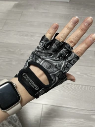 Рукавички жіночі для фітнесу Contraband Pink Label 5387 Paisley Print Gloves (Сірий XS) фото від покупців 1