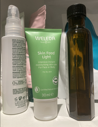 Крем для кожи Weleda Skin Food Ligft легкий универсальный 30 мл (4001638501484/7611916163470) фото от покупателей 1