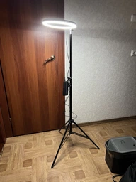 Профессиональная светодиодная LED цветная кольцевая лампа для селфи блогеров предметной сьемки 26 см для фото и видео со штативом