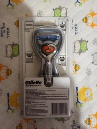 Станок для гоління чоловічий (Бритва) Gillette Fusion5 ProGlide Power Flexball з 1 змінним картриджем фото від покупців 7