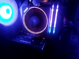 Процесор AMD (AM4) Ryzen 5 5500, Box, 6x3.6 GHz (Turbo Boost 4.2 GHz), L3 16Mb, Cezanne, 7 nm, TDP 65W, розблокований множник, кулер Wraith Stealth (100-100000457BOX)